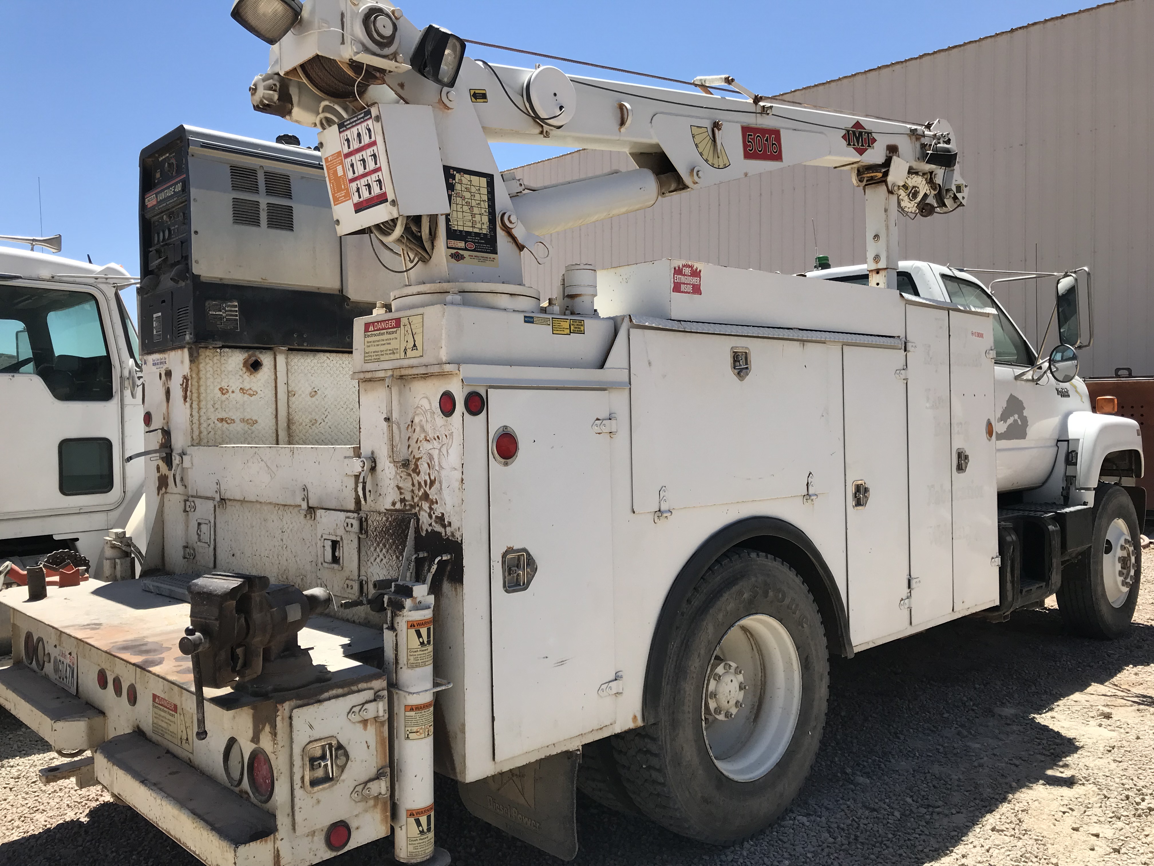 TOPKICK Service Truck Dogface Heavy Equipment Sales Dogface Heavy