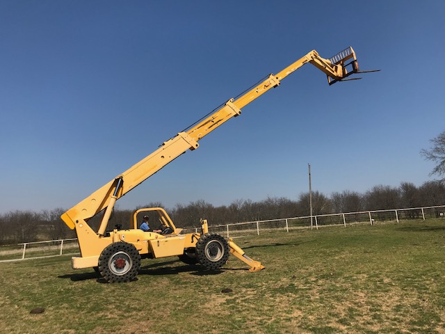 10056 Forklift - Dogface Heavy Equipment Sales