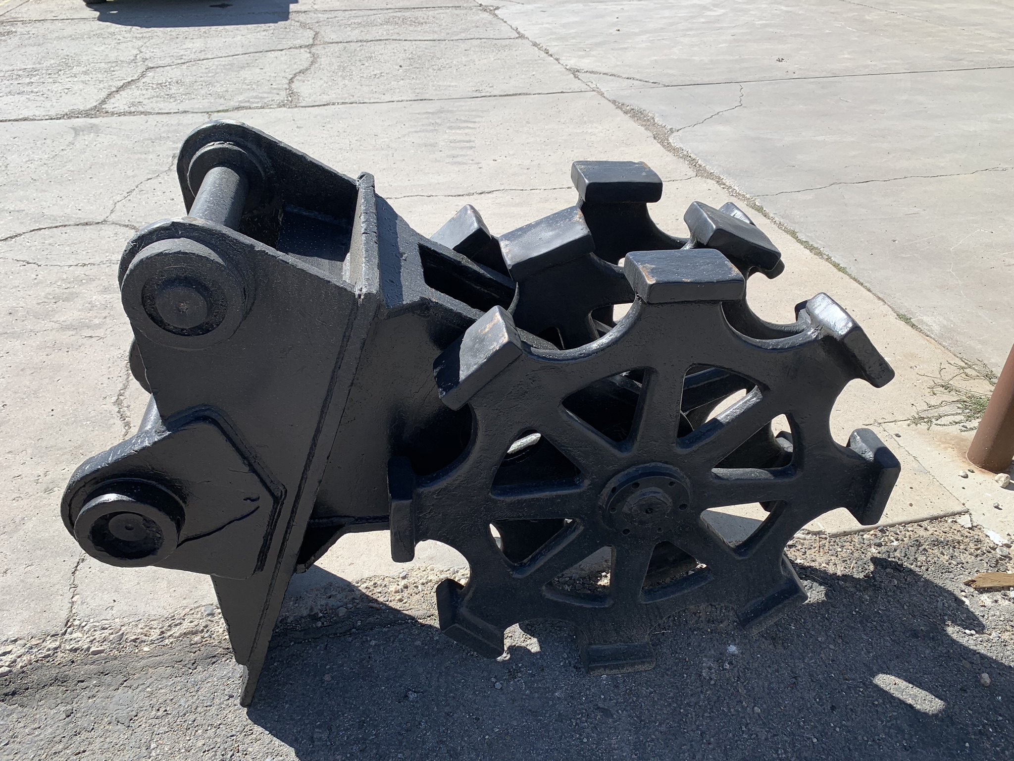 24" 210 SIZE COMPACTION WHEEL Dogface Heavy Equipment Sales Dogface