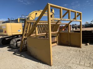NEW HOLLAND GRIZZALY SCREEN