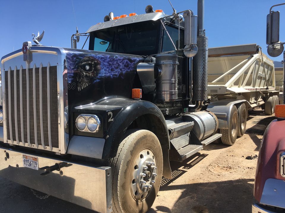 Kenworth W900 Day Cab