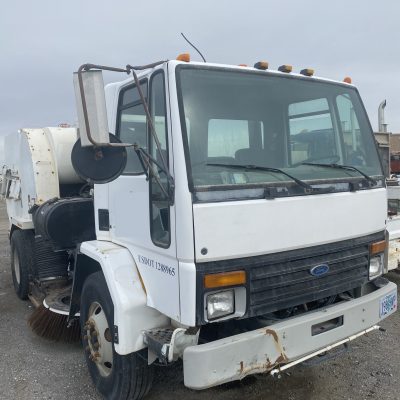 1994 FORD TYMCO MODEL 600 AIR SWEEPER