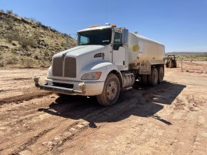 2017 Pete 348 4000 Gallon Water Truck