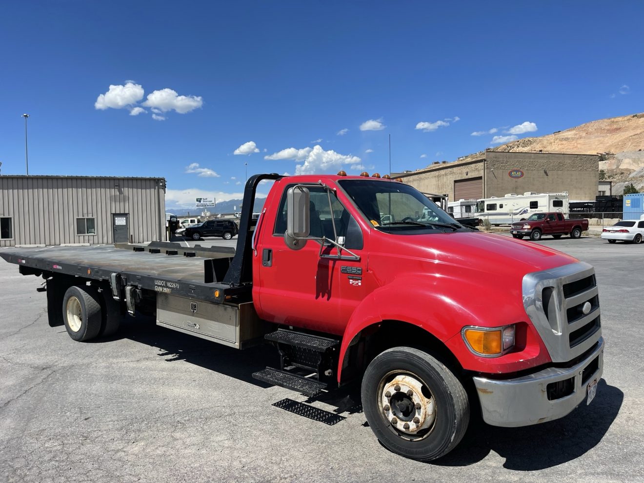 2008 F650 4X2 FORD MODEL F650 FLATBED TOW TRUCK