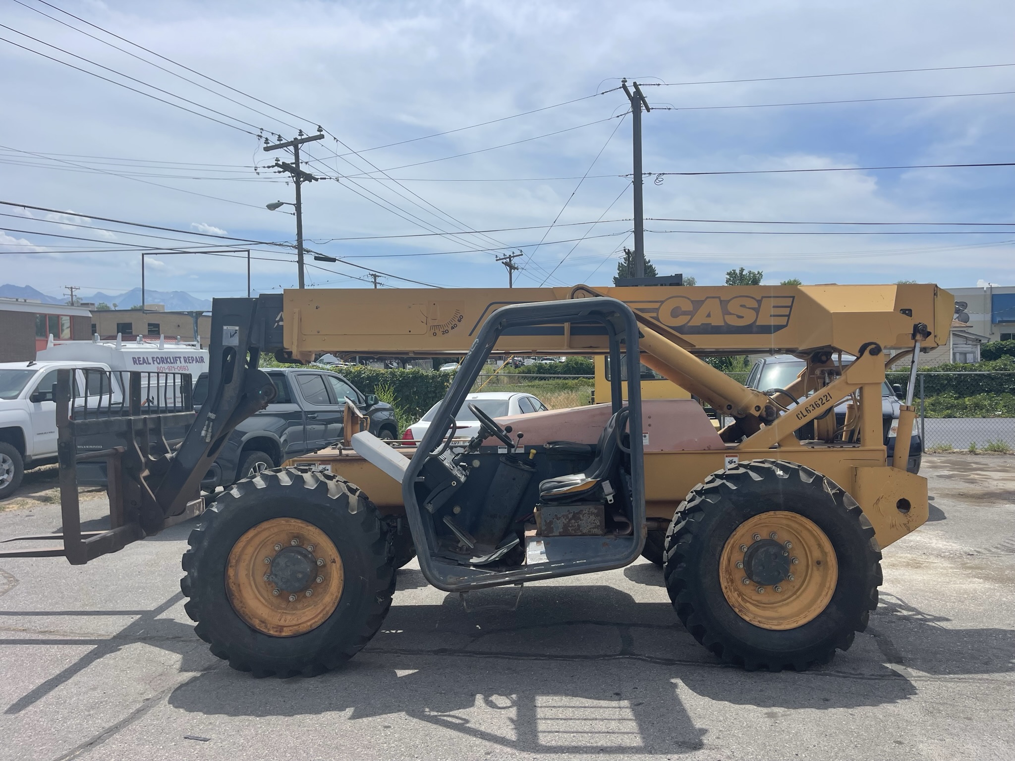 686G 6000 RT FORKLIFT Dogface Heavy Equipment Sales Dogface Heavy Equipment Sales