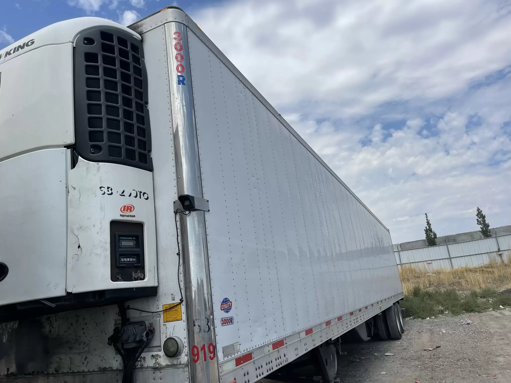 3000R 53 REEFER TRAILER Dogface Heavy Equipment Sales Dogface 3000r-53-reefer-trailer-dogface-heavy-equipment-sales-dogface