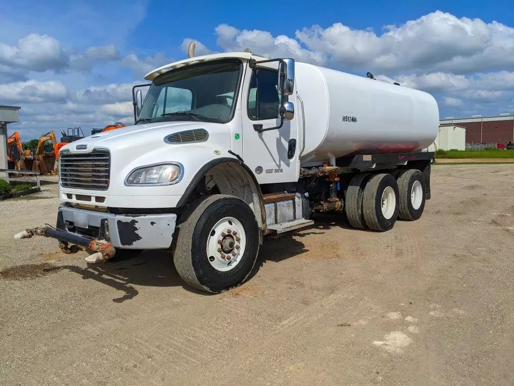 2017 Freightliner M2-106 Water Truck