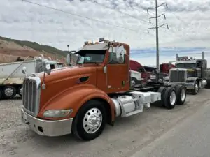 2010 PETE MODEL 388 DAY CAB TRUCK