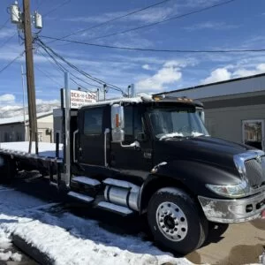 DT466 4 DOOR FLATBED TRUCK