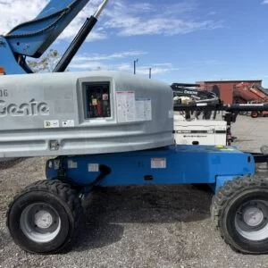 S40 4X4 SNORKEL MANLIFT