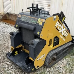 700HDX MINI TRACK LOADER